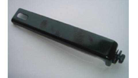 Battery tray bracket